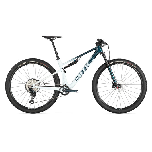 Fourstroke THREE 2024