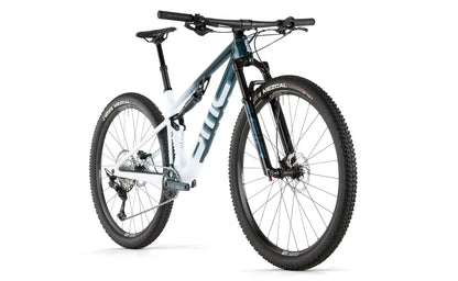 Fourstroke THREE 2024