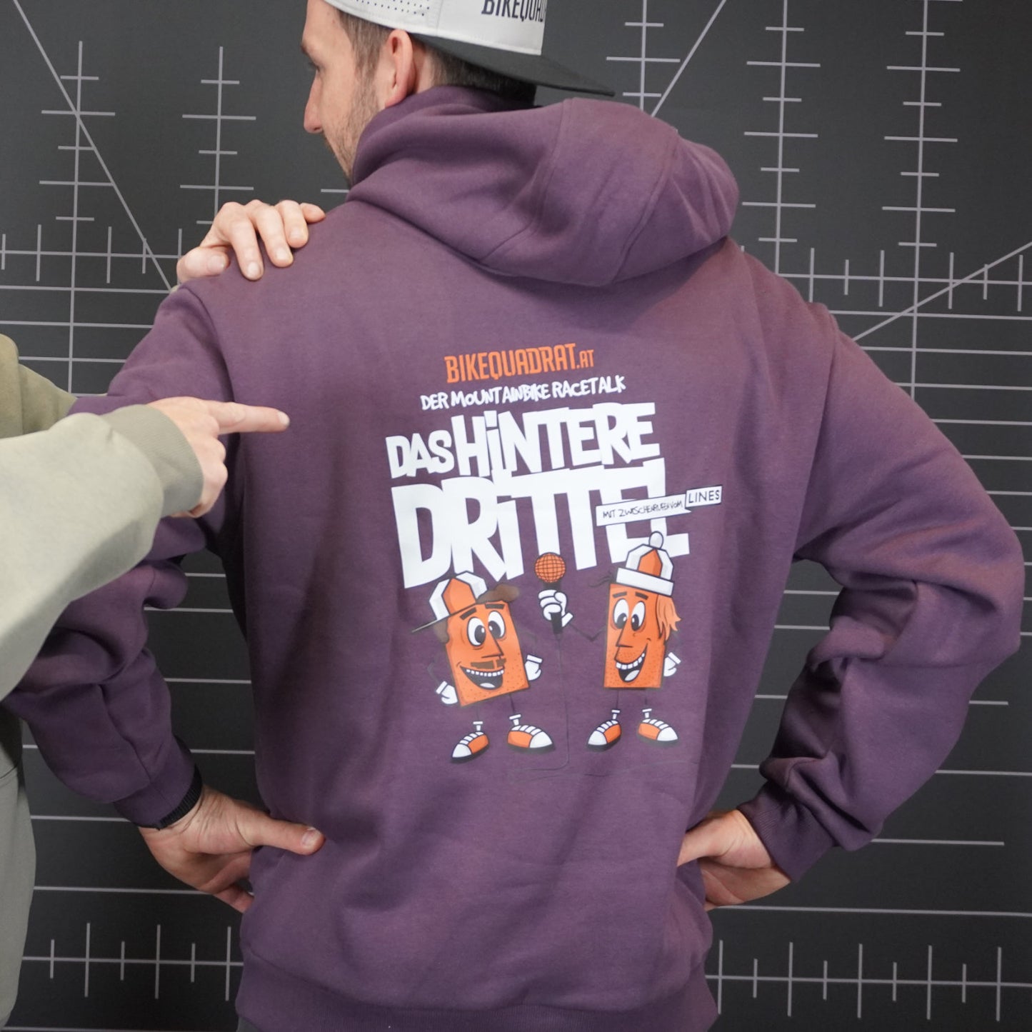 Das hintere Drittel Hoody